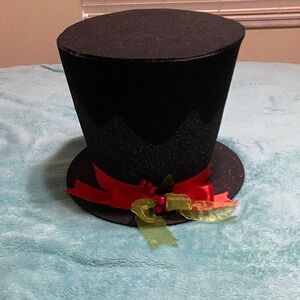 Black Top Hat Tree Topper